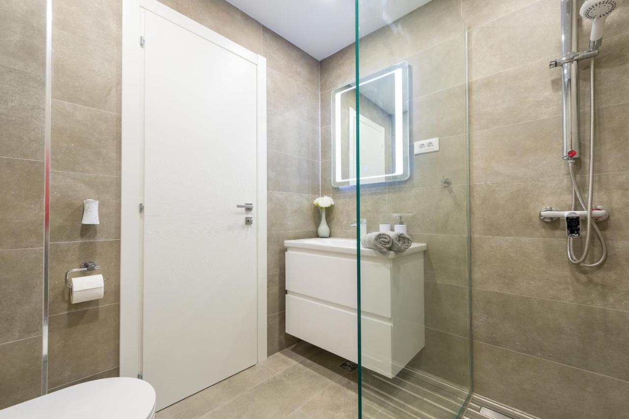 Tophill Deluxe Ragusa Esterno foto